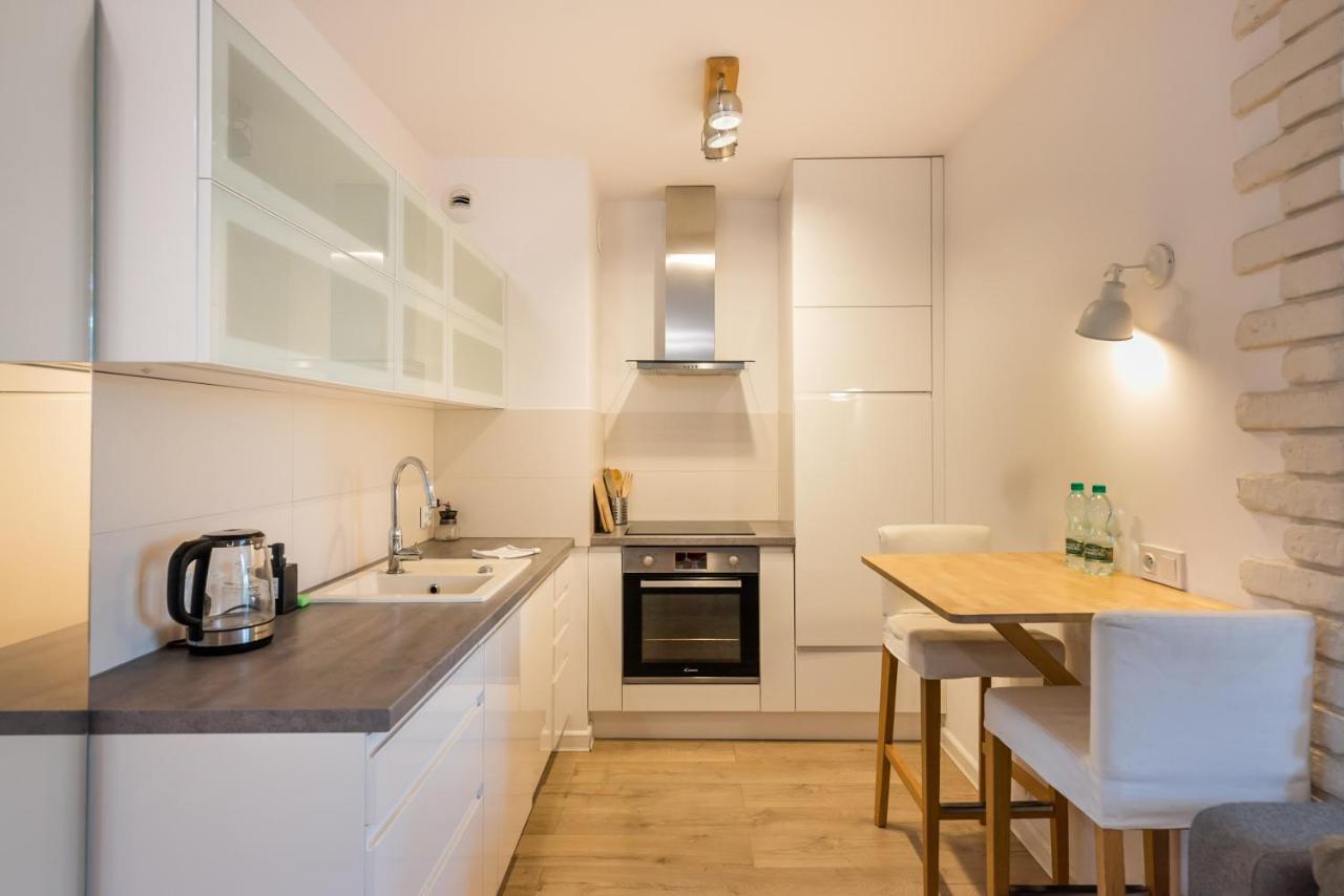 Sluzew Manhattan Place Apartment Varsóvia Exterior foto